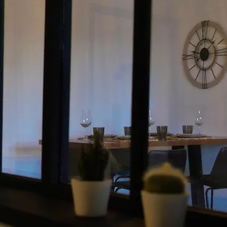 Апартаменти La Casa De Hugo